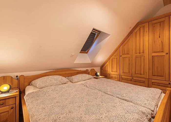 In Kranjska Krain 42907 *